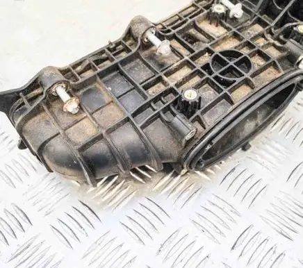Mercedes-Benz Sprinter W906 Intake manifold
