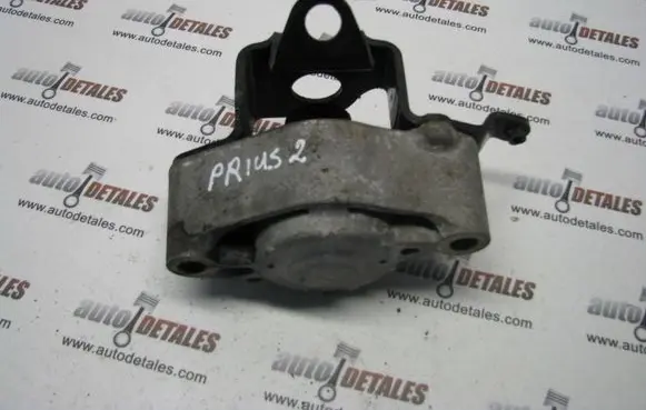 Toyota Prius (XW20) Engine mount bracket
