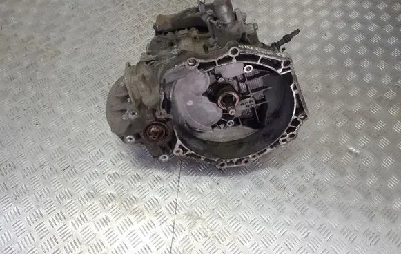 Opel Astra H Gearbox mount 55192042
