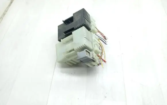 Ford Mondeo MK IV Fuse module