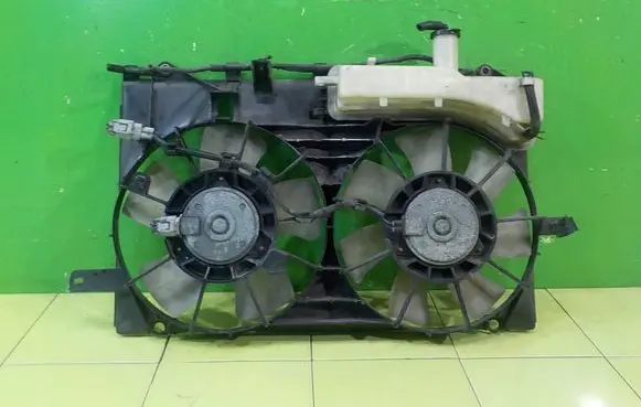Toyota Prius (XW20) Fan set 4227501300