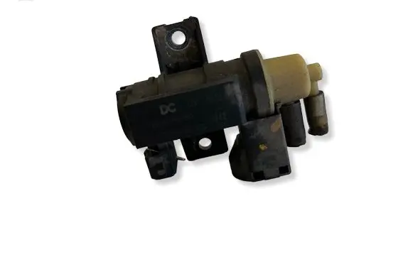 Mercedes-Benz Vito Viano W447 Turbo solenoid valve 8200790180