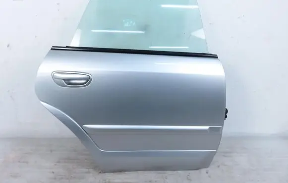 Subaru Outback Rear door 