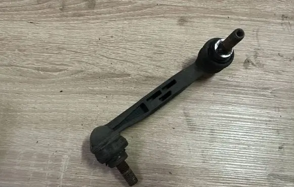 BMW 3 F30 F35 F31 Front anti-roll bar/stabilizer link 6785608