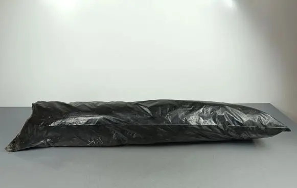 Dodge Durango Fender foam support/seal 