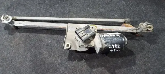 Opel Vectra B Front wiper linkage and motor