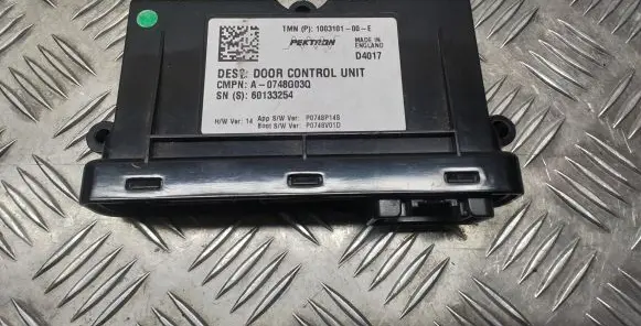 Tesla Model S Door control unit/module 100310100E