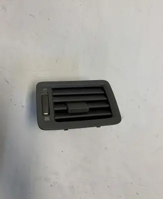 Hyundai Tucson JM Dashboard side air vent grill/cover trim 974802E900 2E97480900