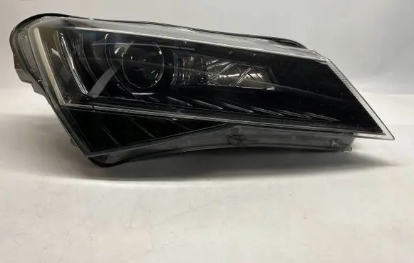 Skoda Superb B8 (3V) Headlight/headlamp 3V1941016B