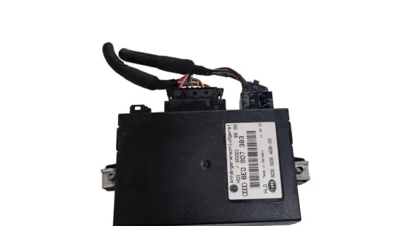 Volkswagen Touran I Tow bar trailer control unit/module 8E0907383