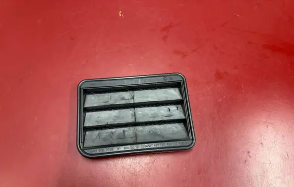 BMW X3 G45 Quarter panel pressure vent 9176945 64229176945
