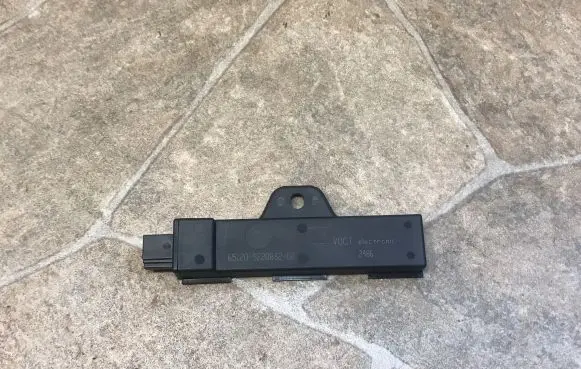Mini Cooper Countryman R60 Keyless system antenna 9220832