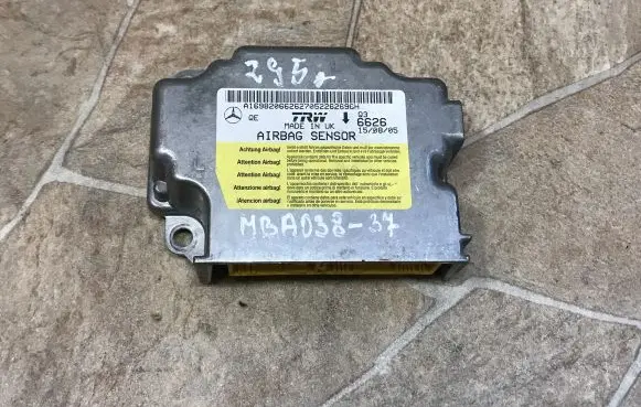 Mercedes-Benz B W245 Airbag control unit/module A1698206626