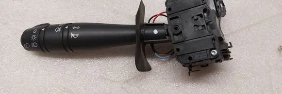 Dacia Sandero Wiper control stalk 8200792584 02058SJ 901057666