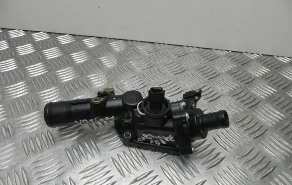 Renault Captur Thermostat housing 110602770R VD15051