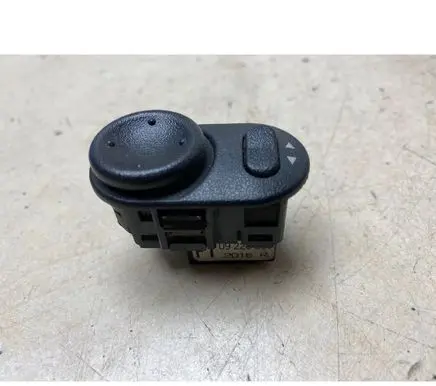 Opel Zafira A Wing mirror switch 09226861 2016R