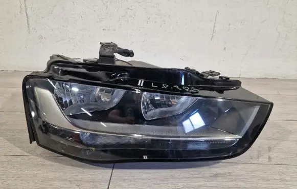 Audi A4 S4 B8 8K Headlight/headlamp