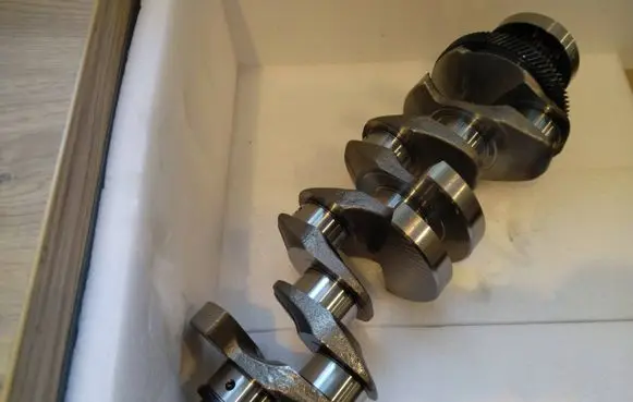 Land Rover Evoque II Crankshaft 204DTA