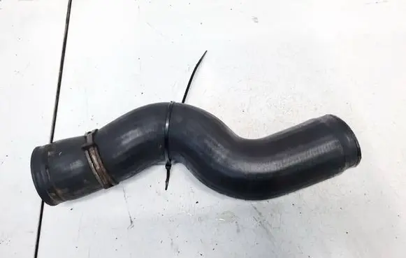 Intercooler hose/pipe