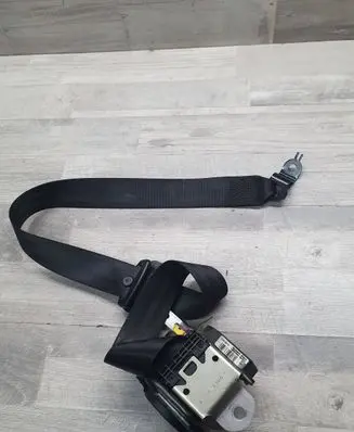 Seat Ibiza III (6L) Front seatbelt 7499909 80807607 80302