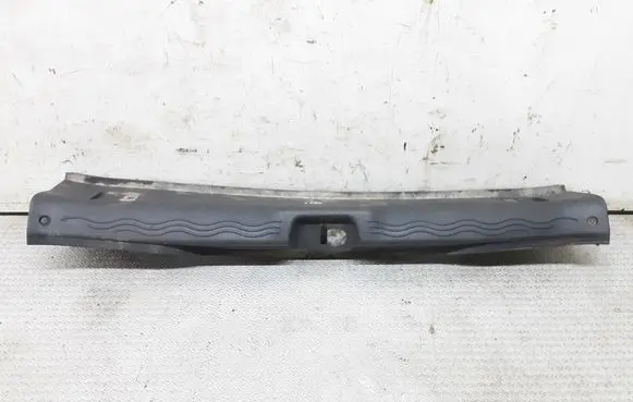 Renault Modus Trunk/boot sill cover protection 8200213727