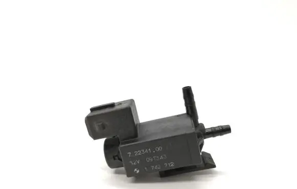 BMW 5 E39 Turbo solenoid valve 1742712