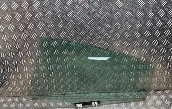 Honda HR-V Rear door window glass 43R008010