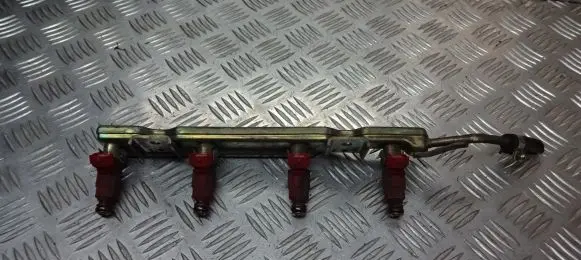 Nissan Primera Fuel main line pipe 16600-9F600
