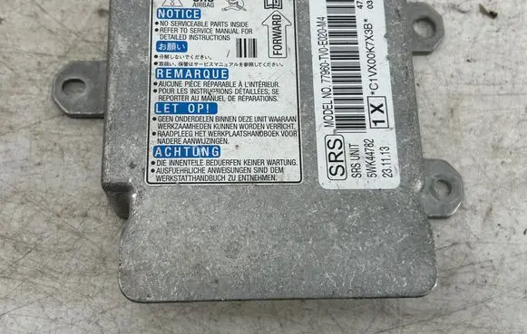 Honda Civic IX Airbag control unit/module 77960TV0E020M4 C1VX00K7X3B 5WK44782