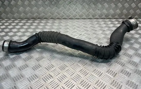 BMW X1 E84 Intercooler hose/pipe 7797483 583000 446291603