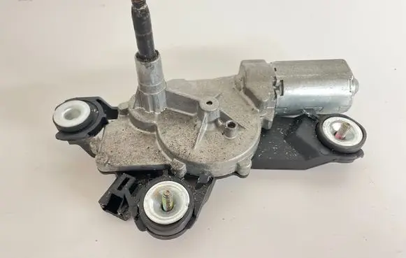 Mazda 3 I Rear window wiper motor 0390201588
