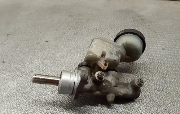 Daihatsu Cuore Master brake cylinder 13231160140