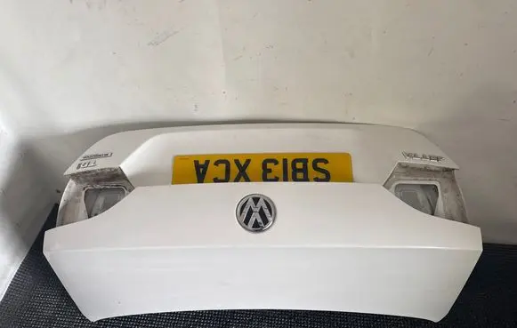 Volkswagen Jetta VI Tailgate/trunk/boot lid LB9A