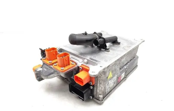 Audi A3 8Y Voltage converter/converter module 5QE915685G