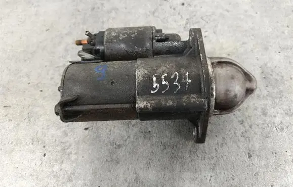 Opel Astra H Starter motor 