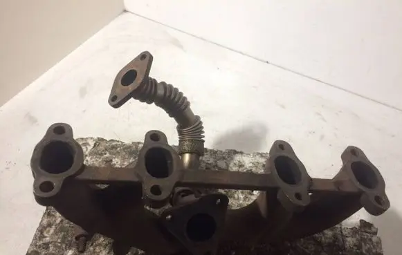 Volkswagen Sharan Exhaust manifold 028253033AH