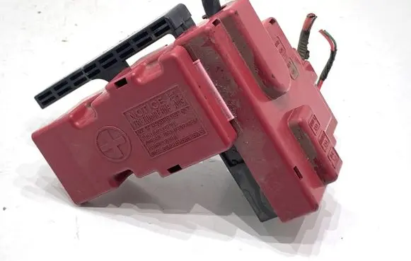 Toyota Camry VIII XV70 Positive cable (battery)