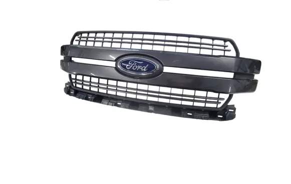Front bumper upper radiator grill