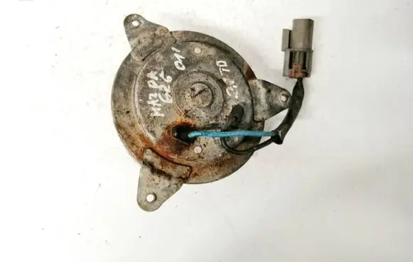 Mazda 626 Radiator cooling fan shroud