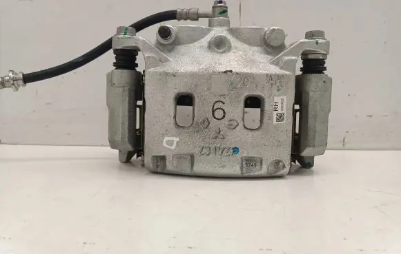 Nissan Qashqai J12 Front brake caliper 410005MT3B