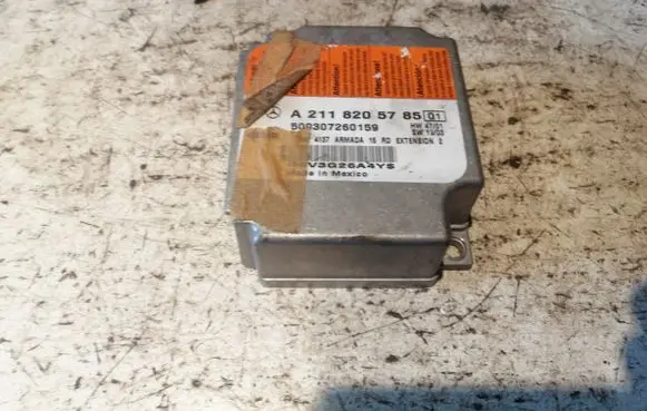 Mercedes-Benz E W211 Airbag control unit/module A2118205785