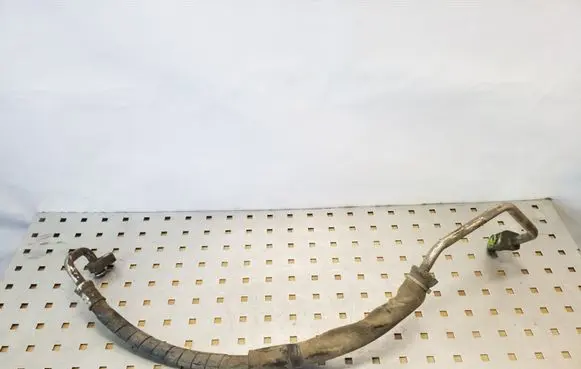 Toyota Land Cruiser (J120) Air conditioning (A/C) pipe/hose