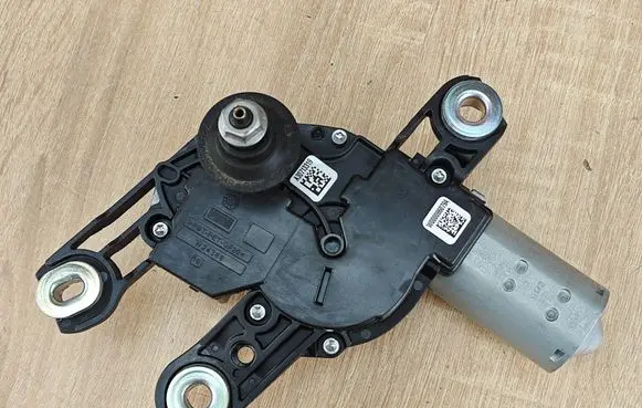 Audi Q3 F3 Rear window wiper motor 5E5955711B