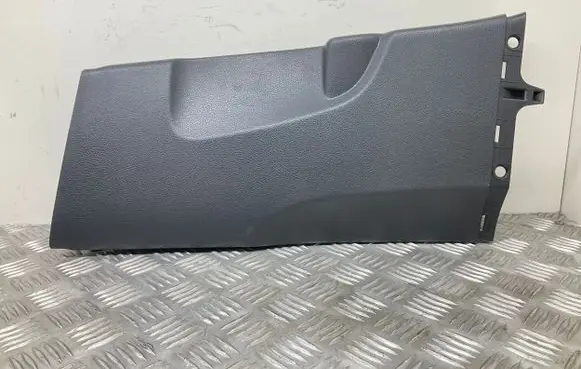 Audi A3 S3 8V (B) pillar trim (bottom) 8V5867239