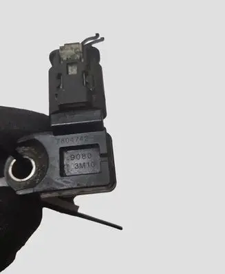 BMW 3 F30 F35 F31 Air pressure sensor 78047420