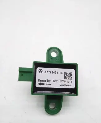 Mercedes-Benz C W204 Airbag deployment crash/impact sensor A1729056100