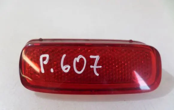 Peugeot 607 Rear tail light reflector