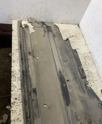 Audi A4 S4 B8 8K Center/middle under tray cover 