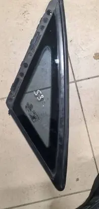 Audi A8 S8 D4 4H Rear side window 4H0845299