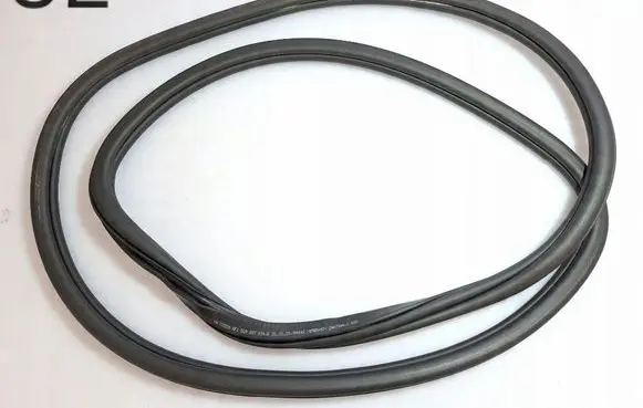 Volkswagen Golf VII Rubber seal loading door 5G9867914